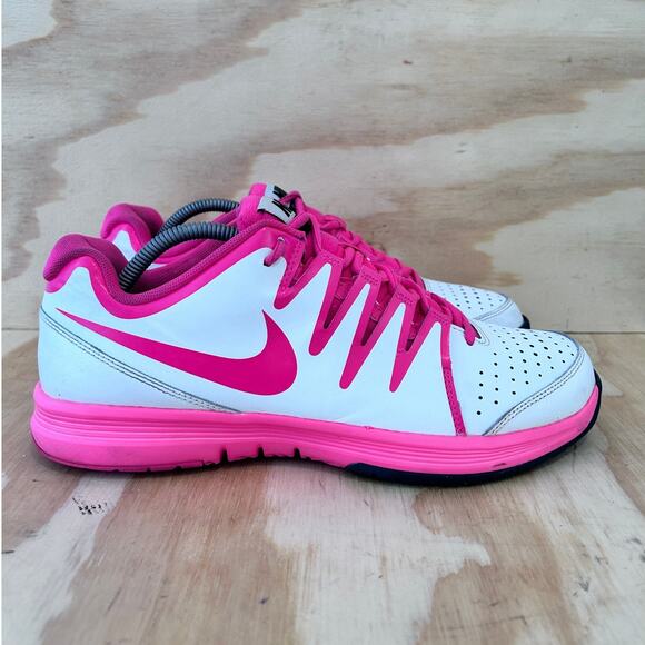 Nike Shoes - Nike - Vapor Court - Running Shoes - White/Pink - Women's - 12 - 631713-160